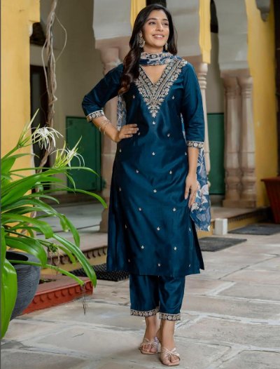 Embroidery Work Rayon Kurti Pant with Organza Dupatta