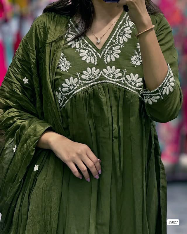 Beautiful Heavy embroidery on kurti and dupatta