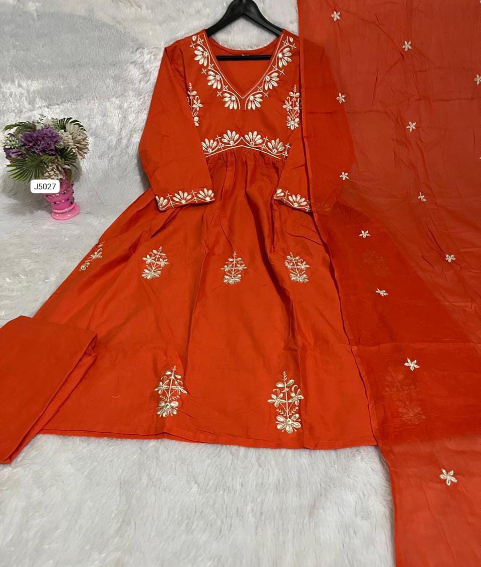 Beautiful Heavy embroidery on kurti and dupatta