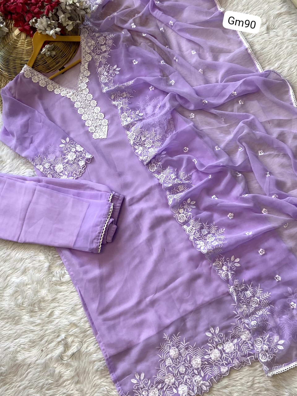 Elegant Lavender Embroidered Kurti Set