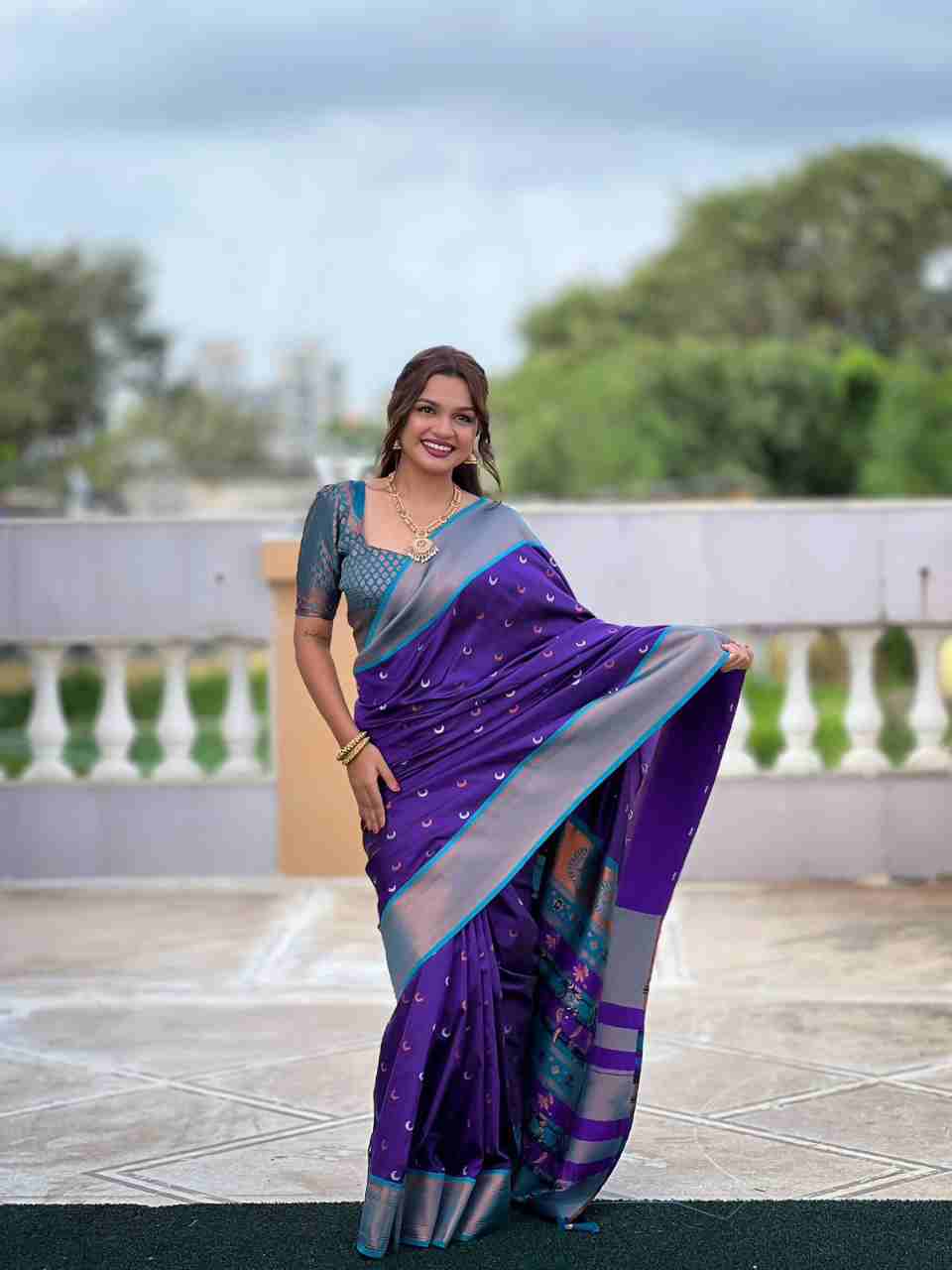 Chandrakore Paithani Saree