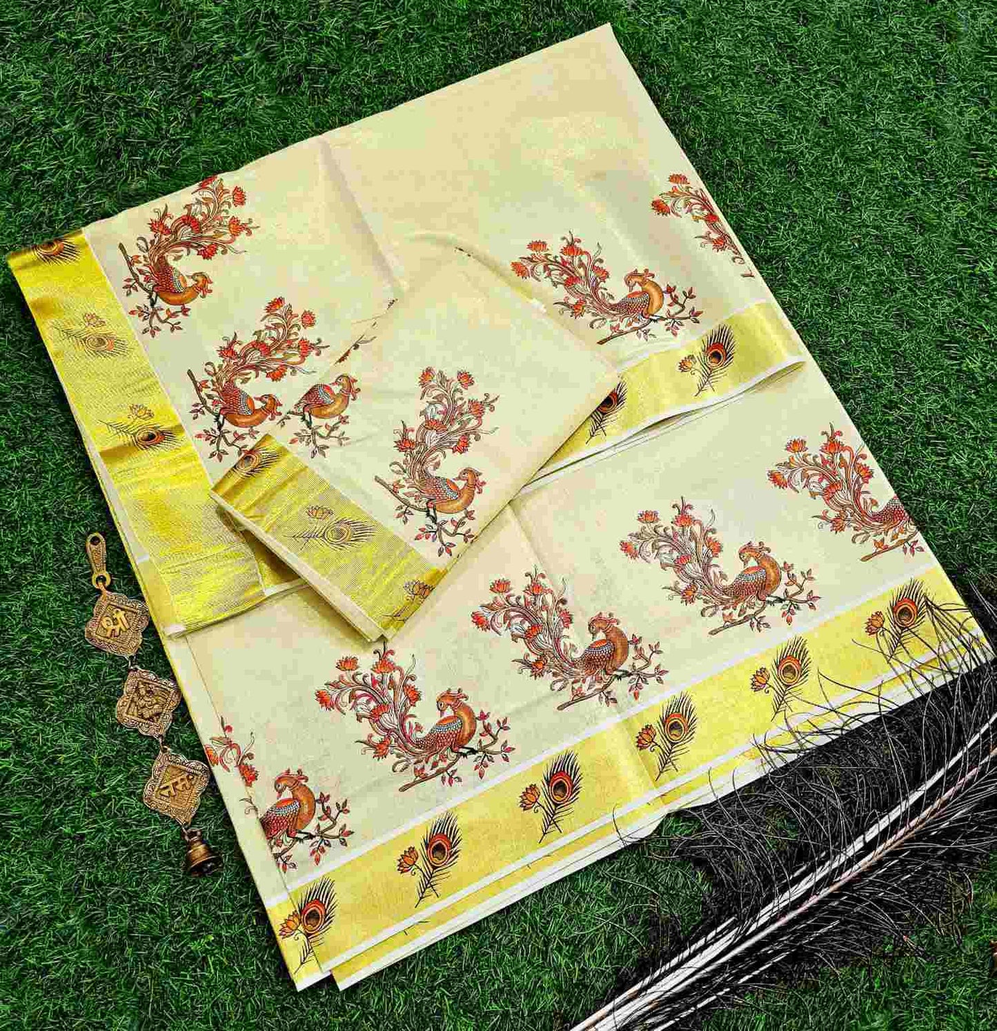Kerala Tissue Kasavu Saree