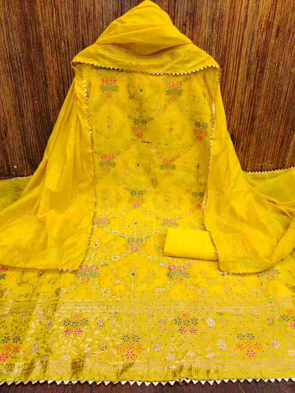 Elegant Chanderi Jacquard Suit Set